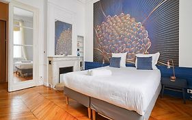 Apartment Arc De Triomphe Champs Elysees